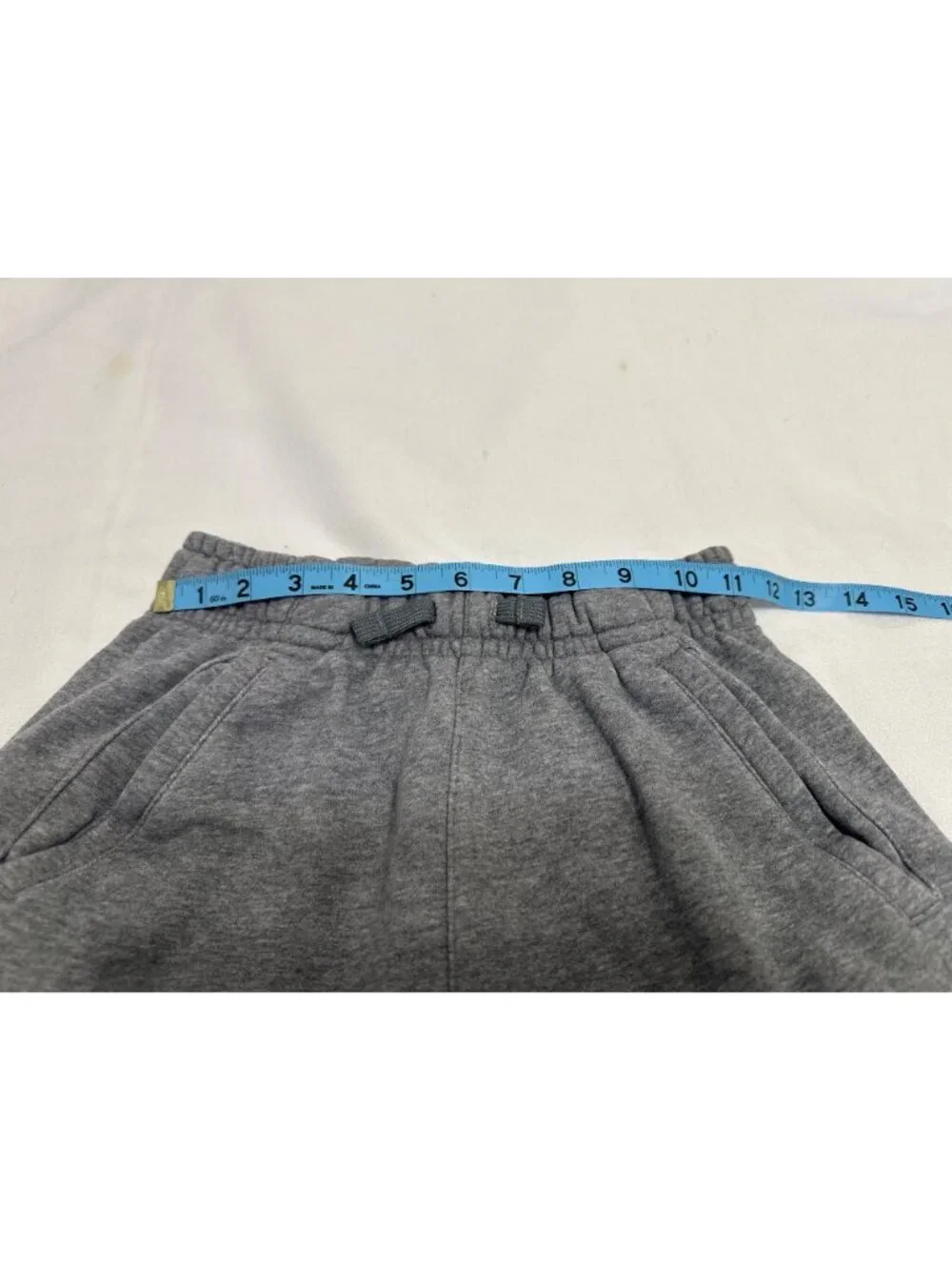 Nike Boys Sportswear Club Fleece Shorts Heather Gray Big Logo L